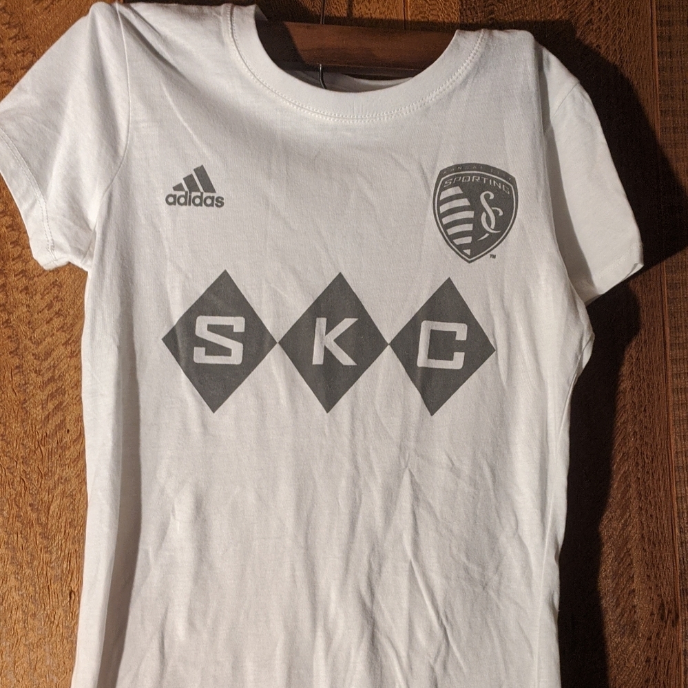 Addias T Shirt